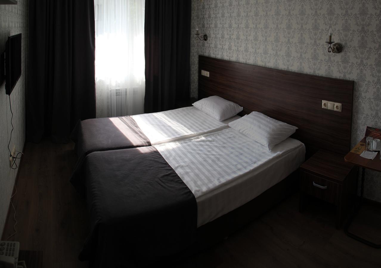 Rabat Hotel Алматы Экстерьер фото
